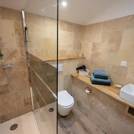 Tilleul 2 Personnes Sejour Lit Fait Apartment