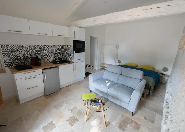 Tilleul 2 Personnes Sejour Lit Fait Apartment