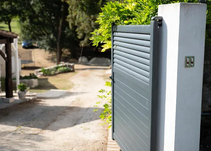 Tilleul 2 Personnes Sejour Lit Fait