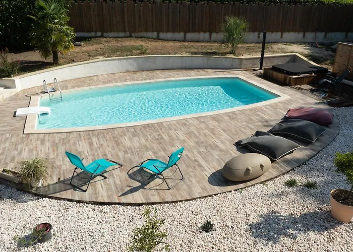 Les Coteaux De Pilauzin Apartmán